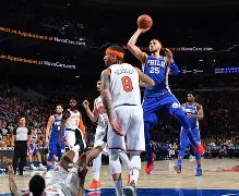 爱游戏体育APP-今夜纽约尼克斯备战NBA总决赛；造点机会细节曝光；态度坚定；数据趋势出现新变化的简单介绍