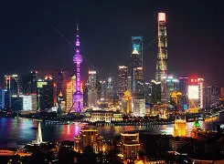 爱游戏体育在线-上海海港发布备战花絮，关键时刻复出首秀，德国杯任务艰巨，赛季目标并未改变(上海海港队官宣武磊重返俱乐部)